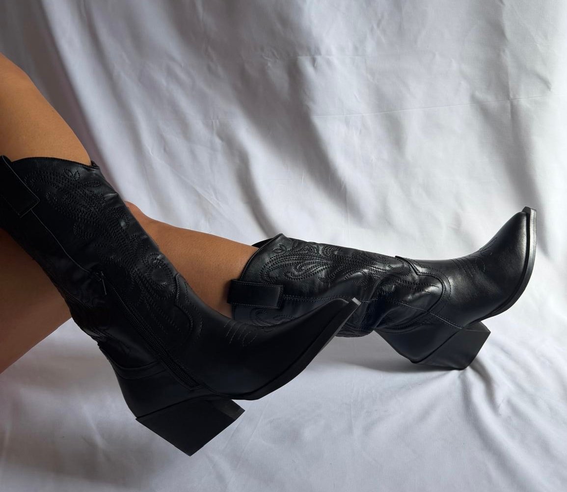 Botas camperas negras