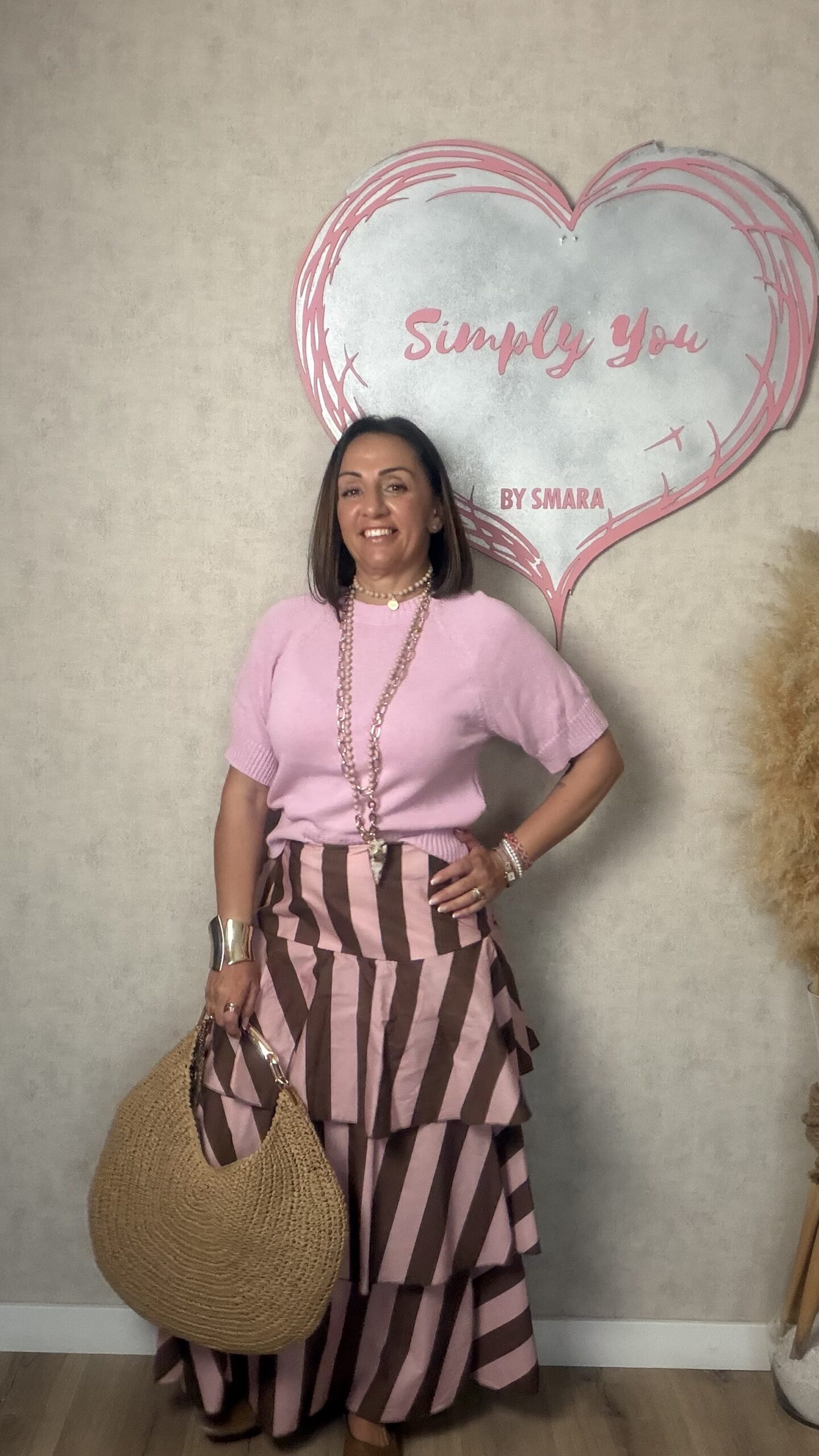 FALDA VOLANTES RAYAS ROSA